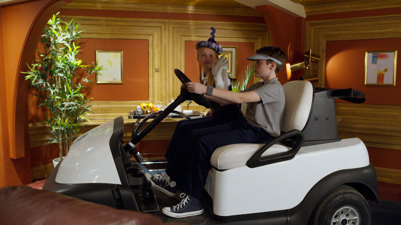Still image from: Odd Squad: Odd Squad in the Shadows
