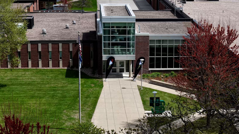 Still image from: Make48: Winona, Minnesota -- Episode 1