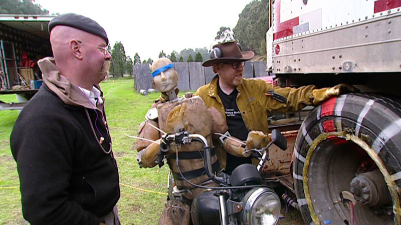 Still image from Big Rig Myths